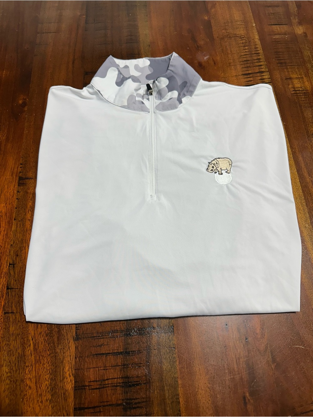 Men's White Quarter-Zip Performance Golf Shirt with Grey Camo Collar
